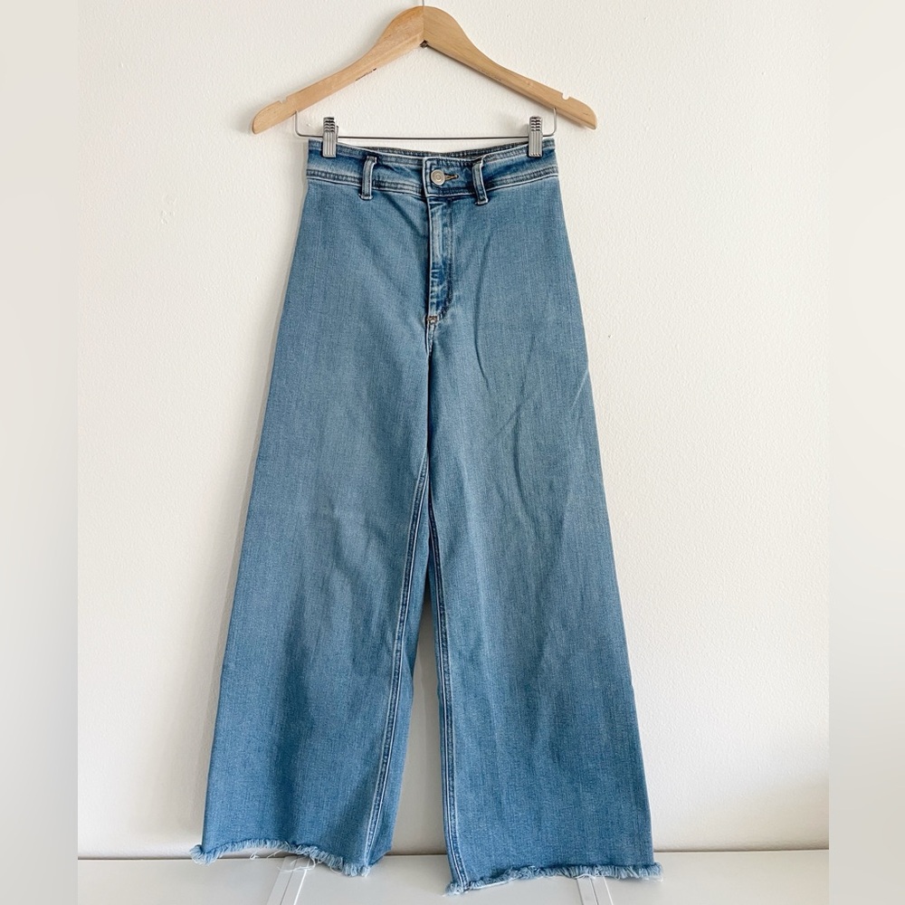 Zara high Waisted Marine Straight Jeans Light Blue